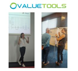 Lisa Maile and Anna Arestova presenting their contributions